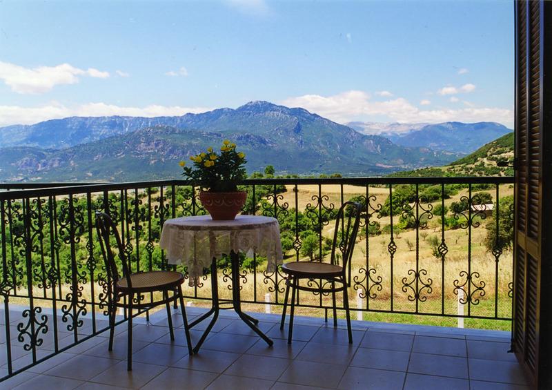 Hotel Arsenis 3*