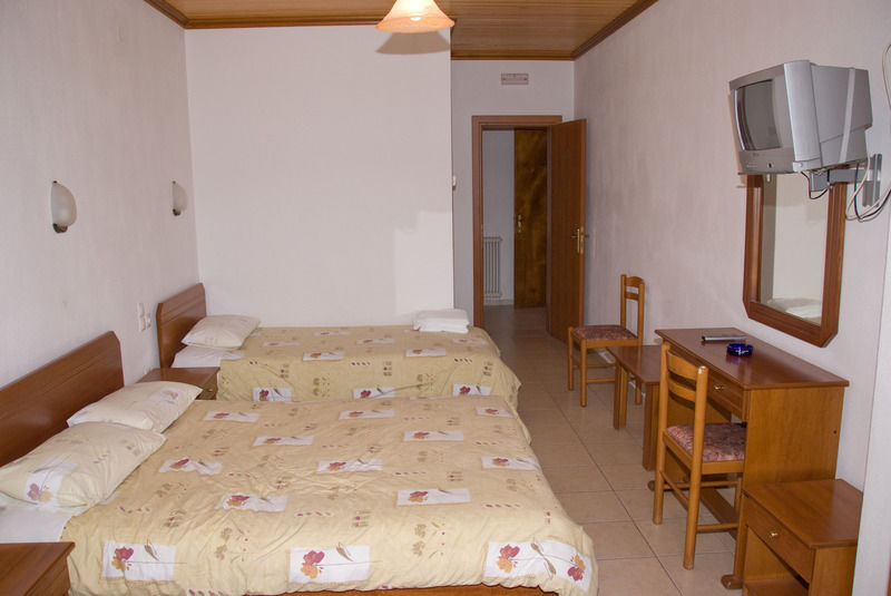 Hotel Arsenis 3*